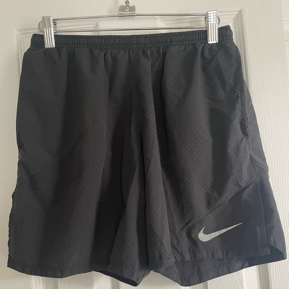Black Nike dri-fit short
